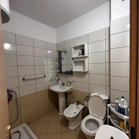 Daire Daniel's House Dıraç